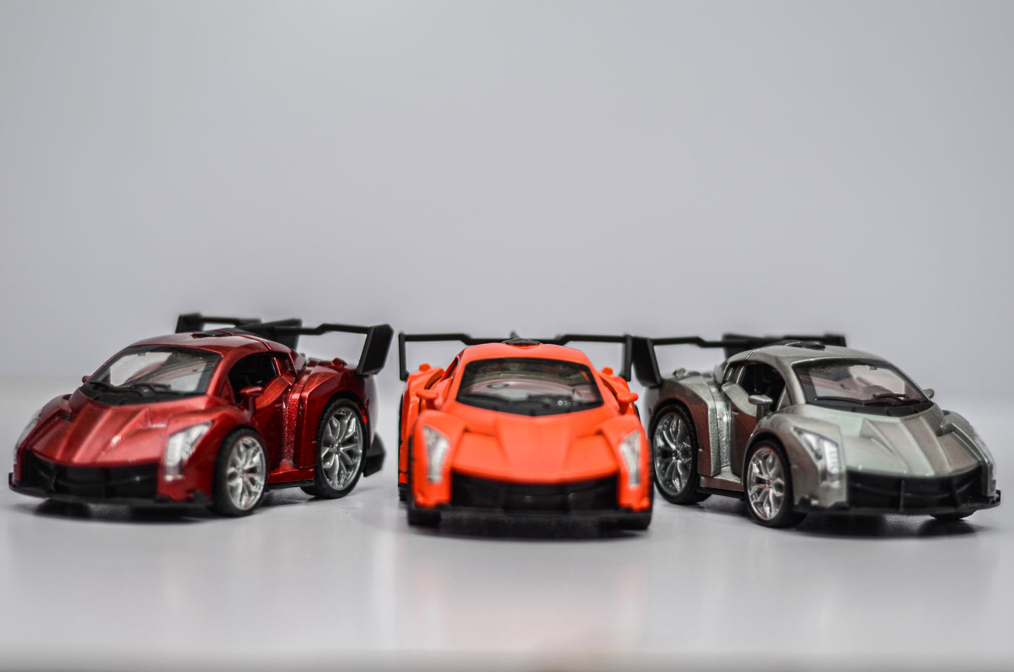 Die cast Luxury Model | Pull Back Car | Metal Body | Opening Door Feature