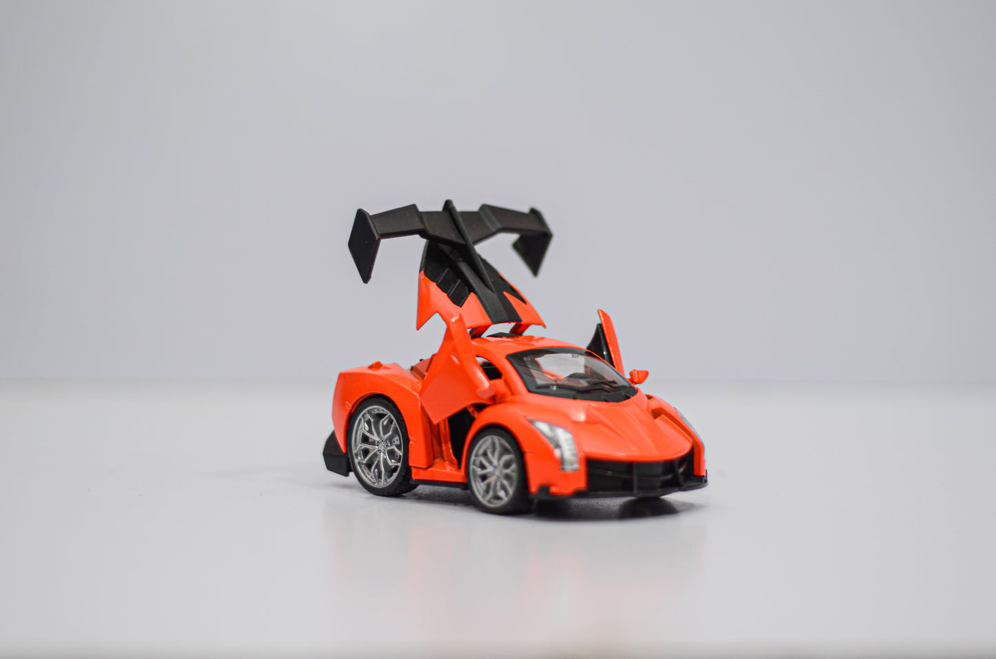 Die cast Luxury Model | Pull Back Car | Metal Body | Opening Door Feature